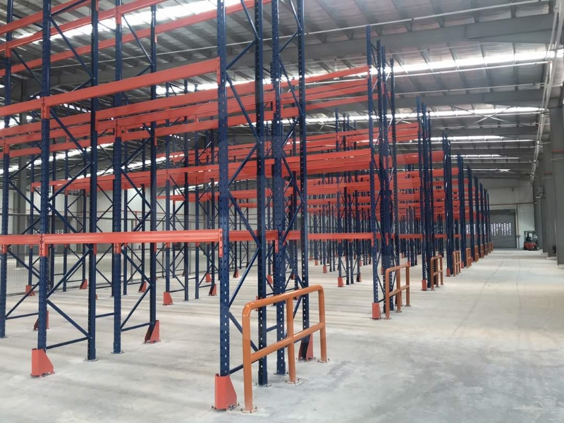 Selective Pallet Racking installed by Sunlight Supplies